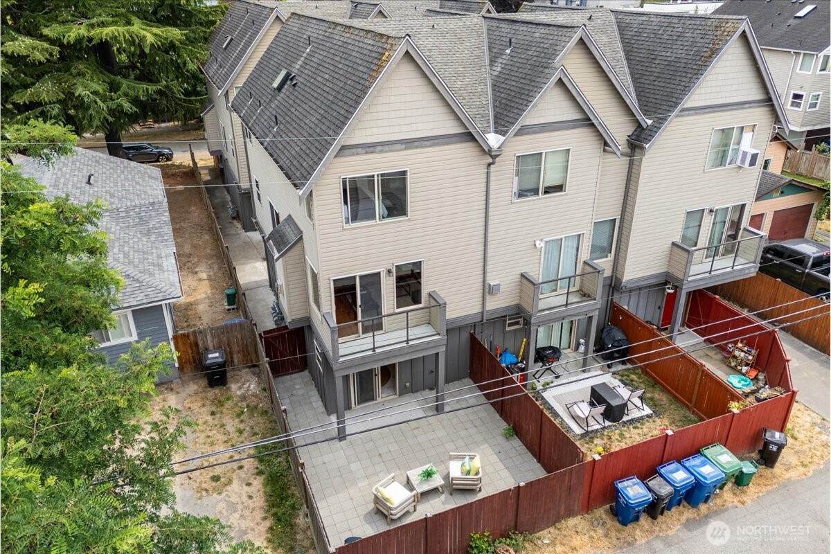 9007 18th Avenue - Photo 1