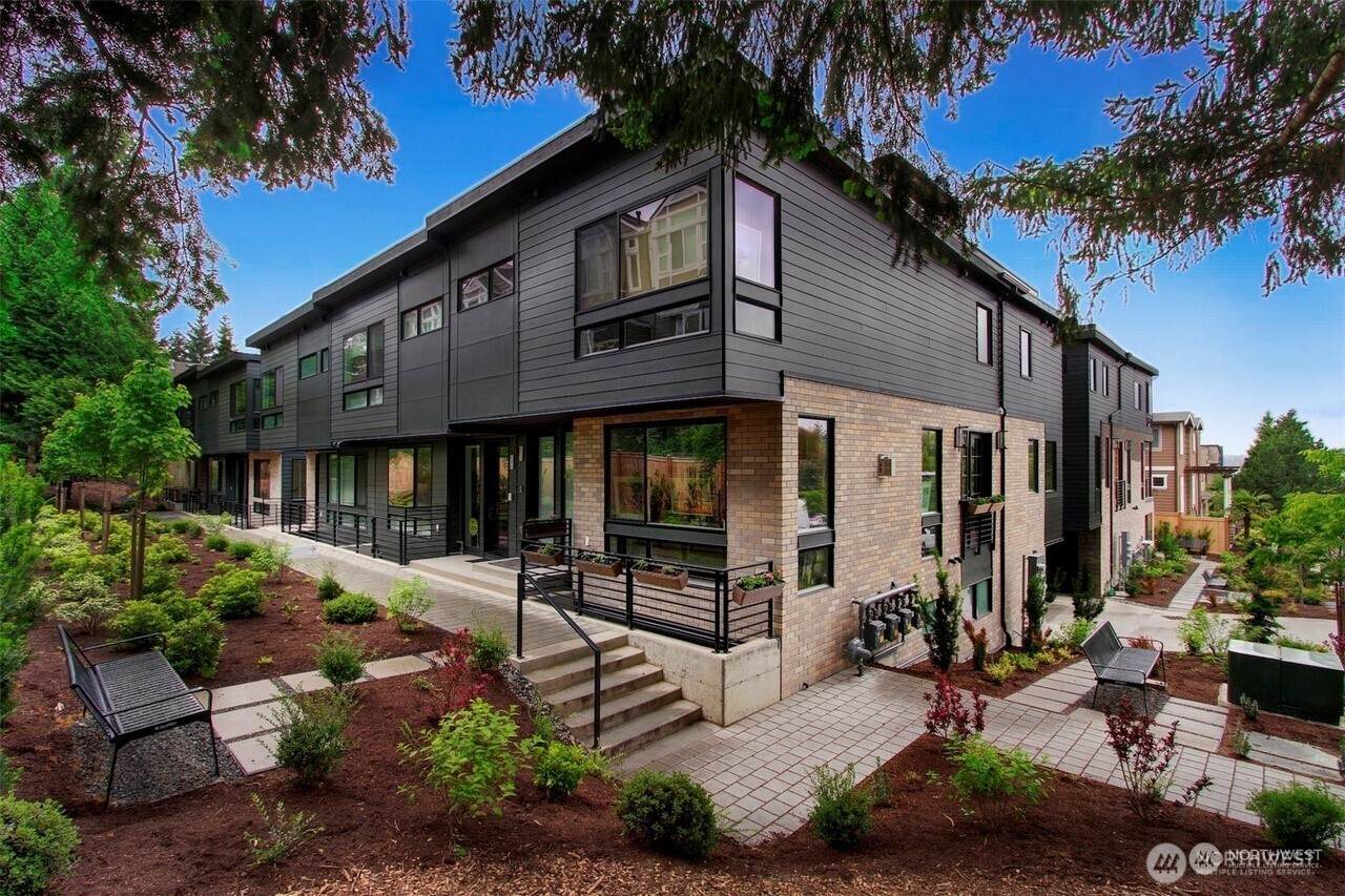 505 2nd Avenue - Photo 1