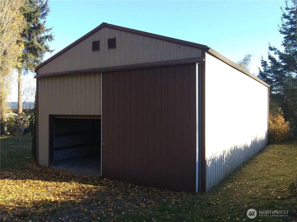 17360 Viking Way - Photo 1