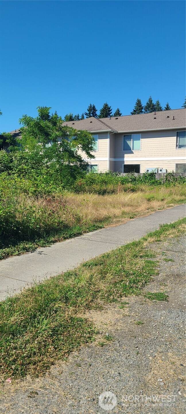 211 Bridge Street - Photo 1