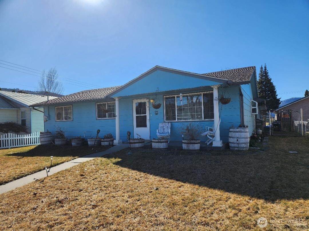 506 Central Avenue - Photo 1