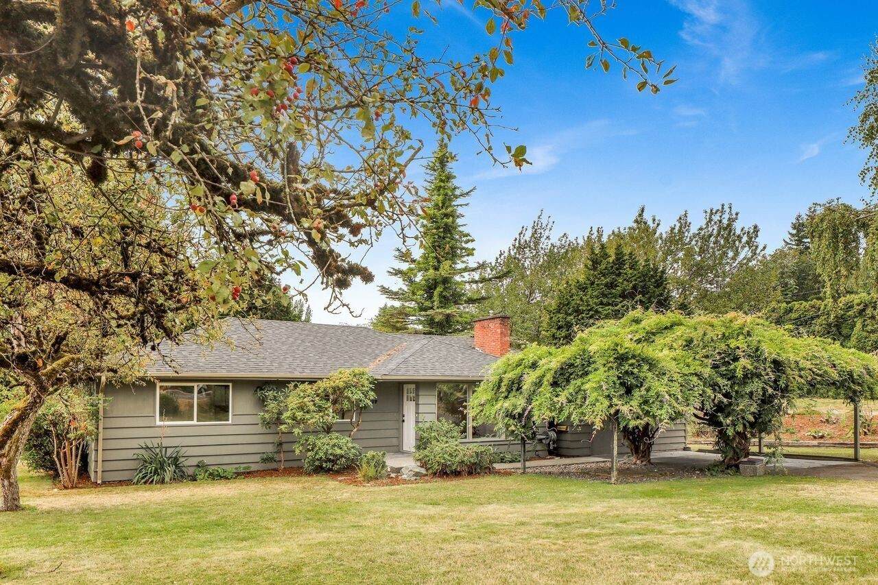 2817 Mcleod Road - Photo 1