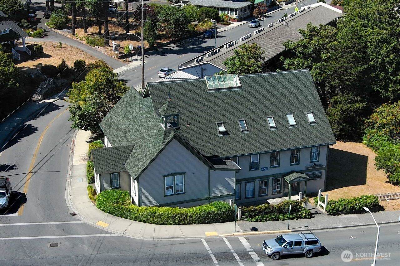 470 Spring Street - Photo 1