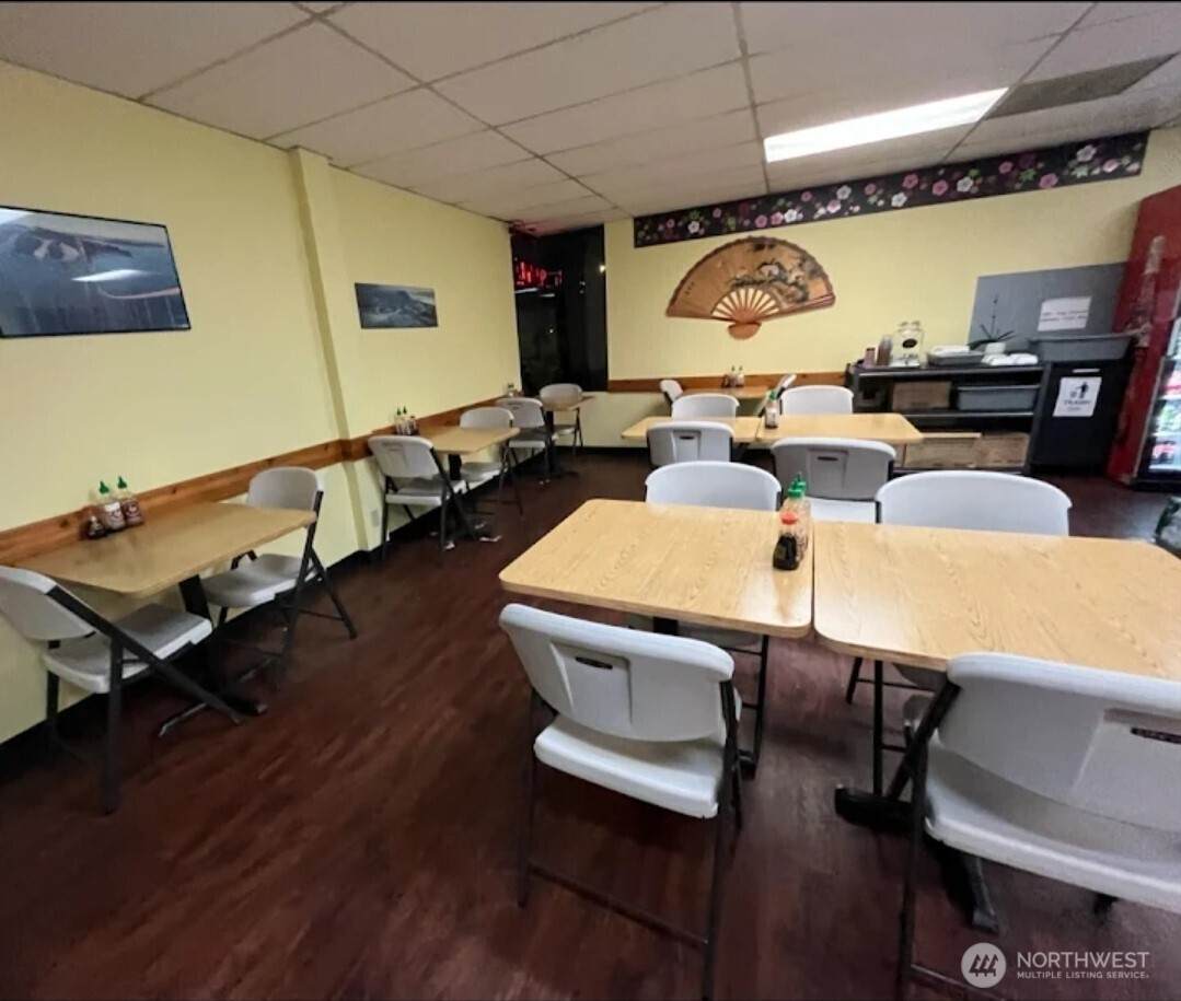 8229 44th Avenue - Photo 1