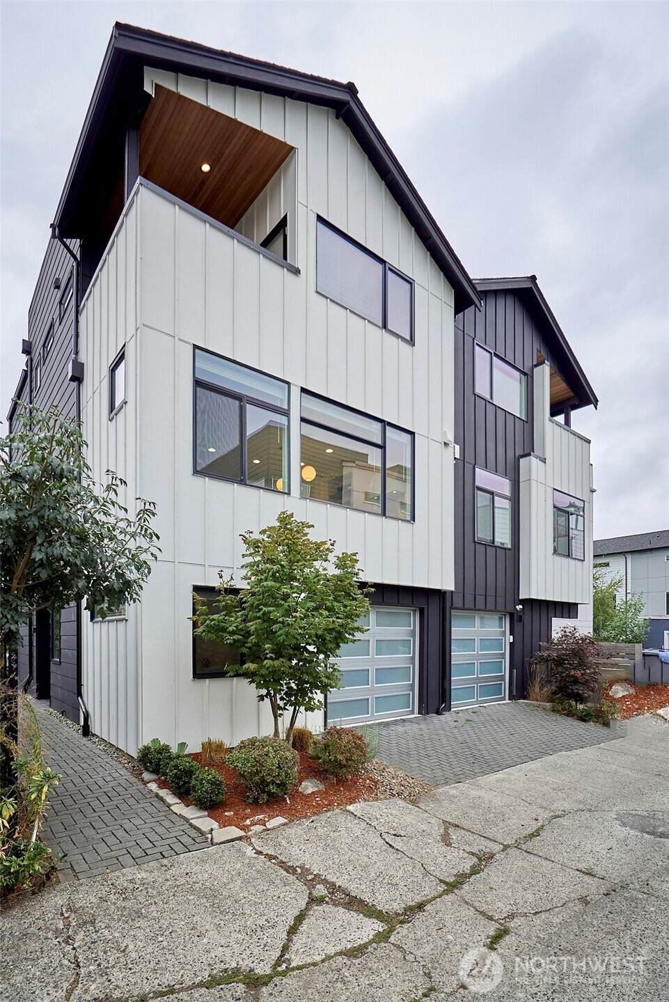 8333 13th Avenue - Photo 1