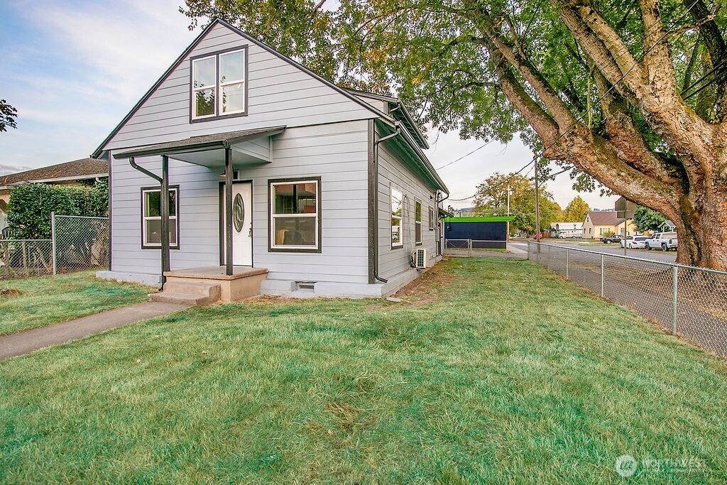 1214 5th Avenue - Photo 1