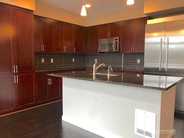 105 Harbor Square Loop - Photo 1