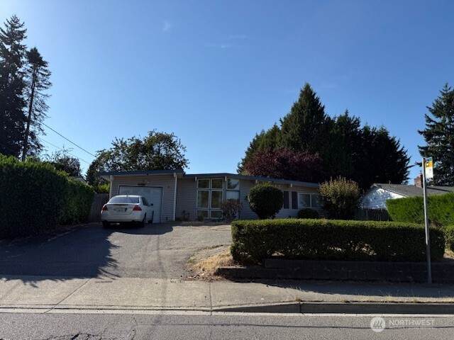 18609 8th Avenue - Photo 1