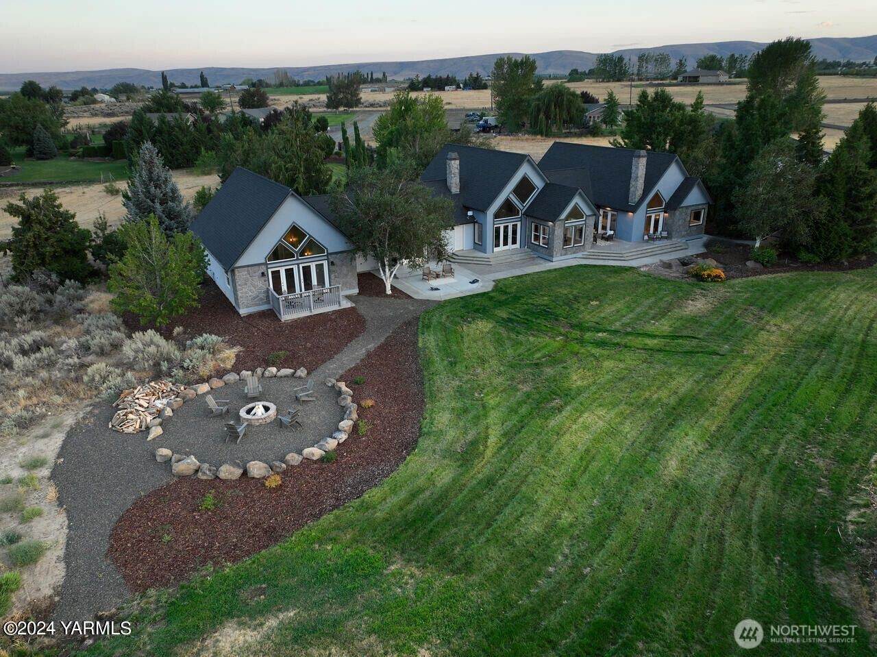 15783 Fisk Road - Photo 1