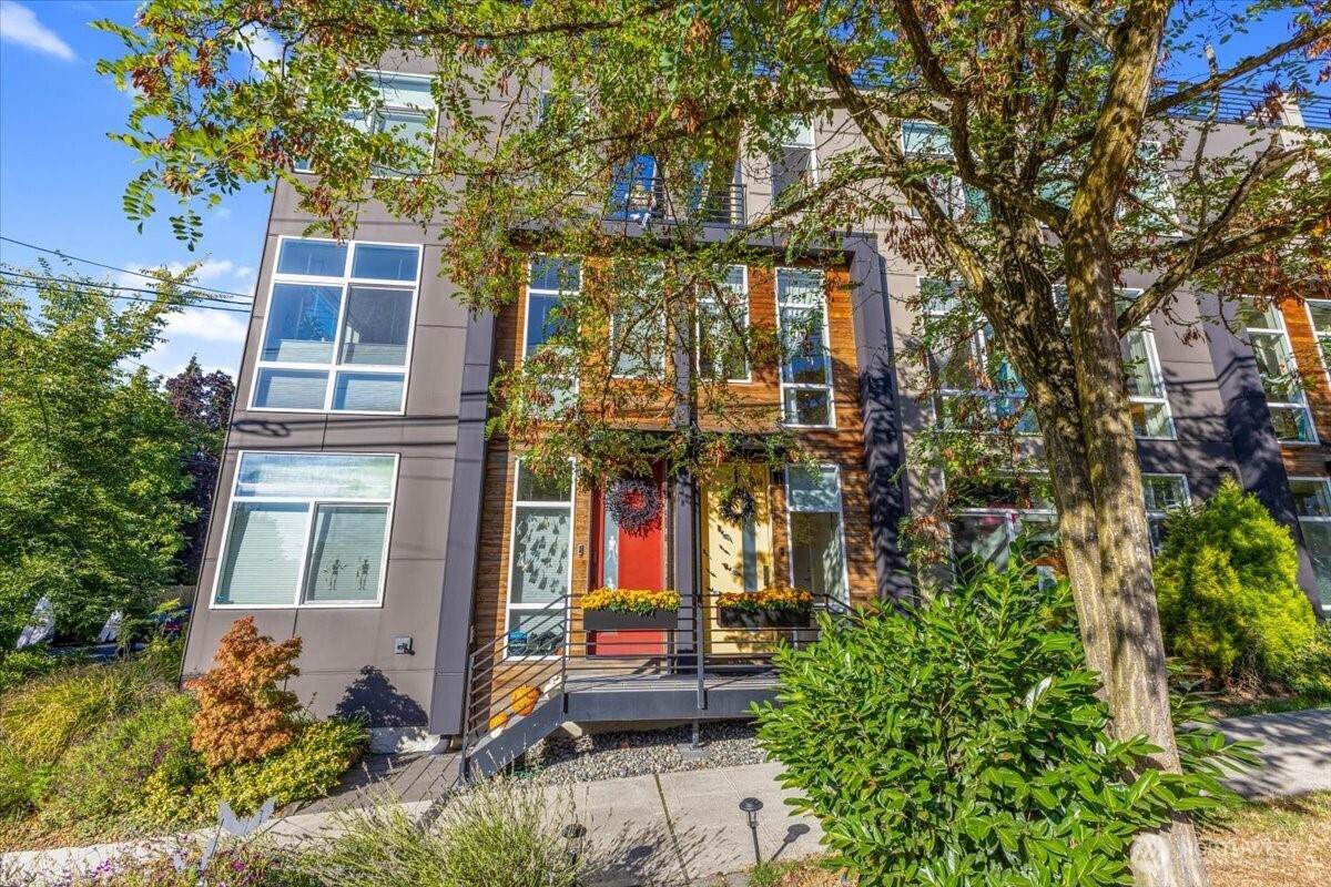 1602 Marion Street - Photo 1