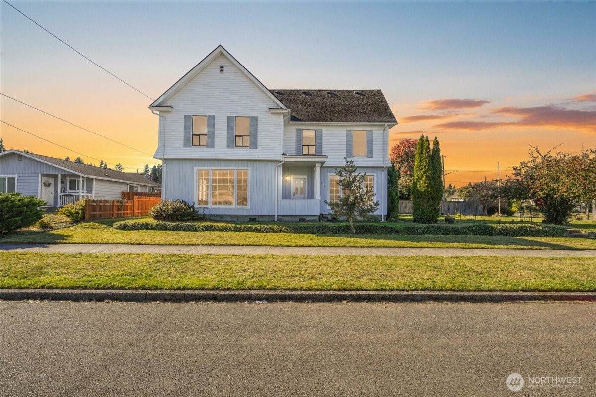 1212 3rd Street - Photo 1