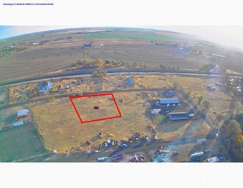 205 Sam Avenue - Photo 1