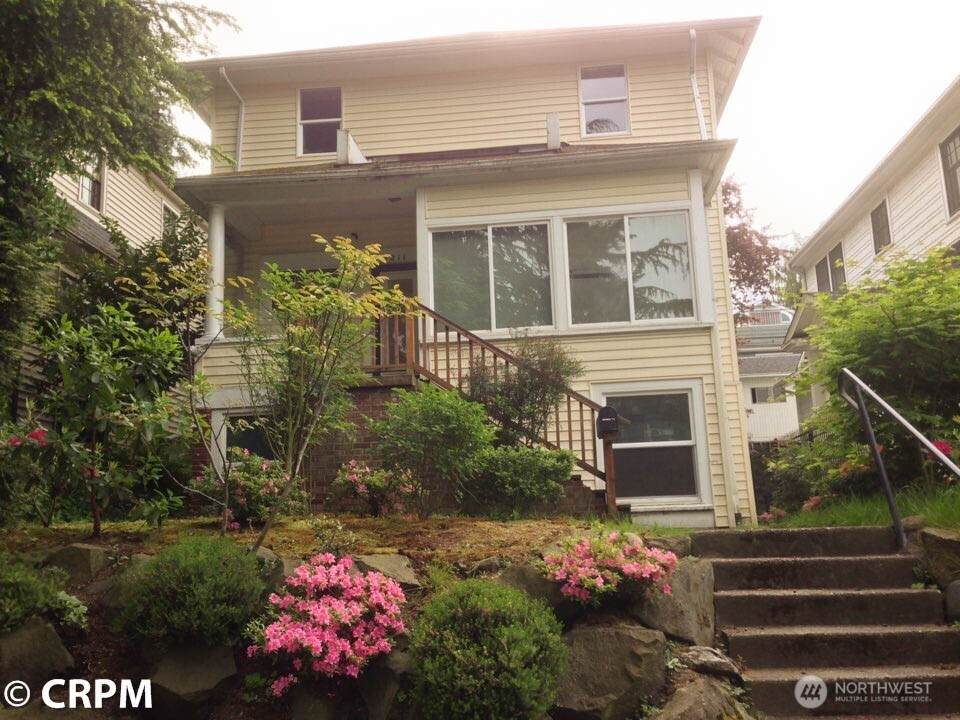 5211 19th Avenue - Photo 1