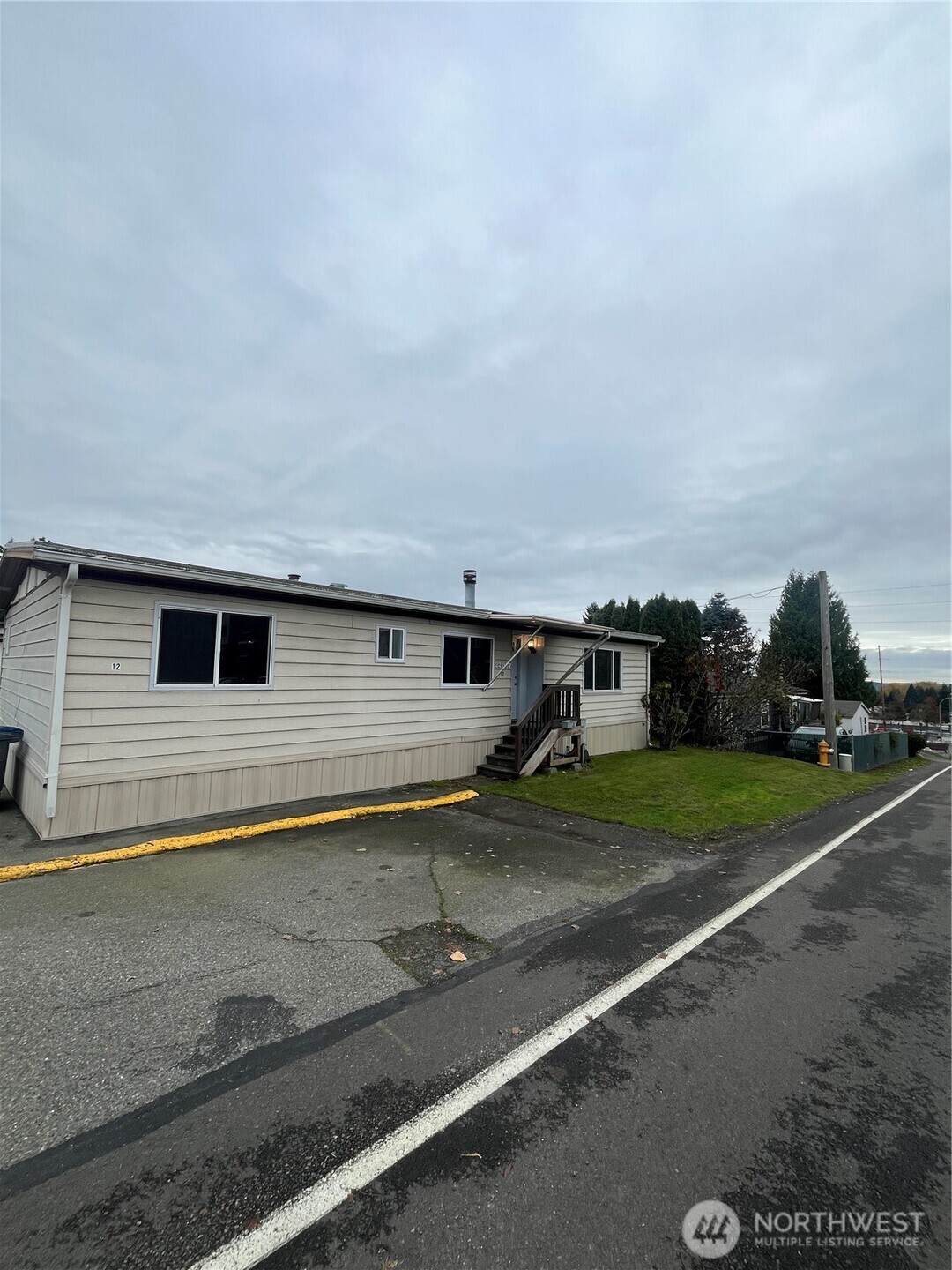 22007 29th Avenue - Photo 1