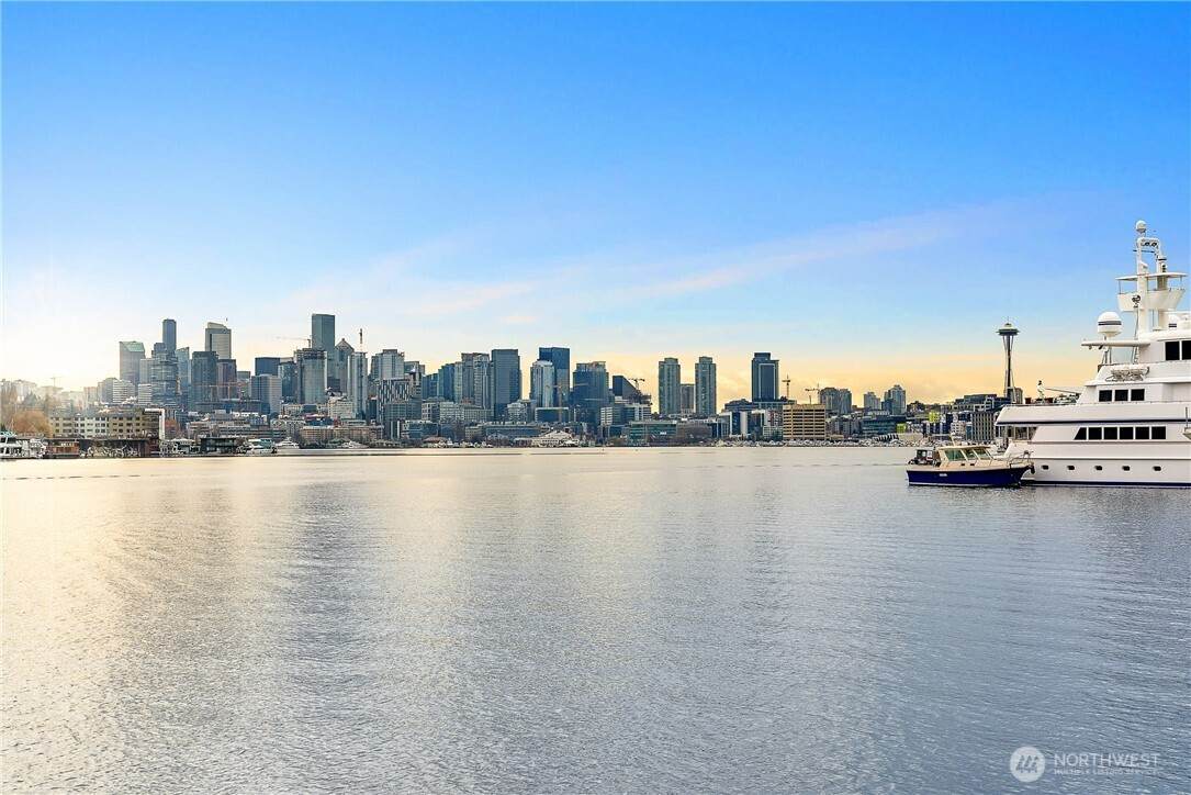 2309 Northlake Way - Photo 1