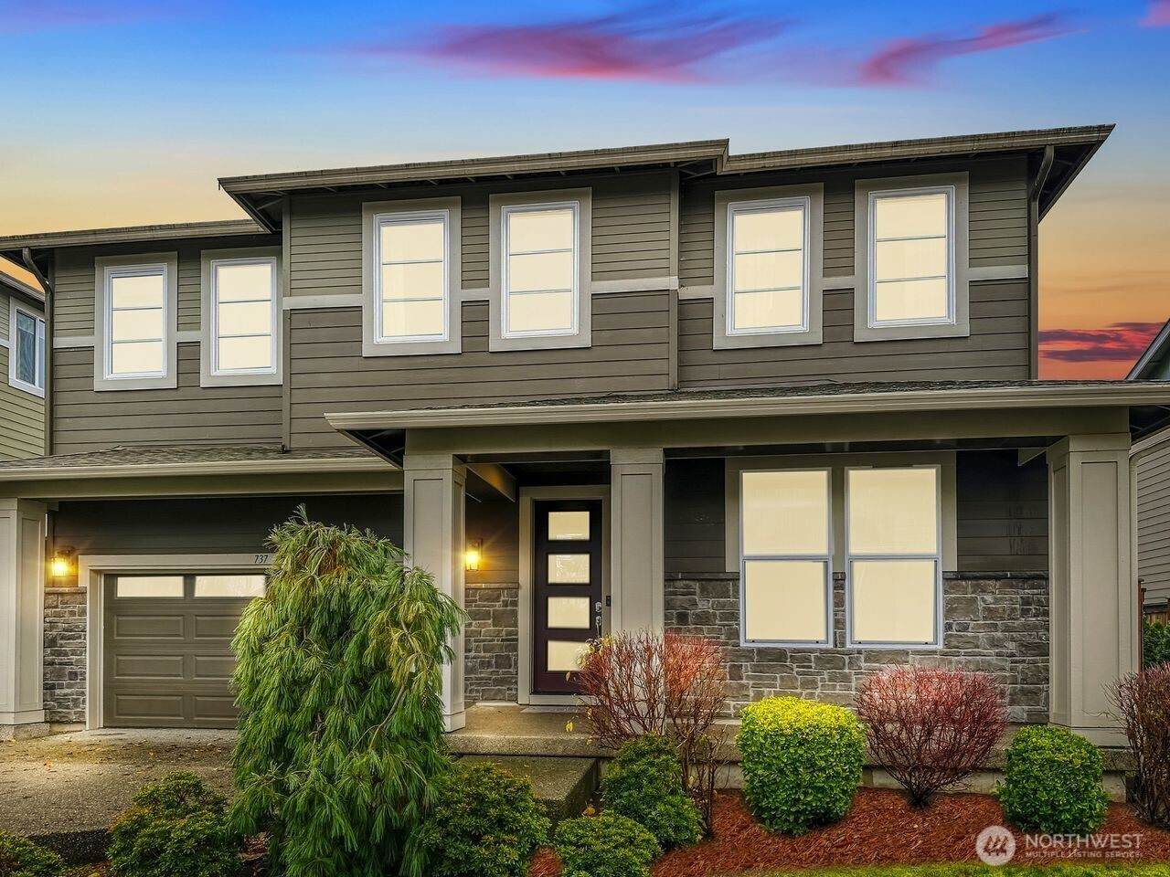 737 197th Ave Se - Photo 1