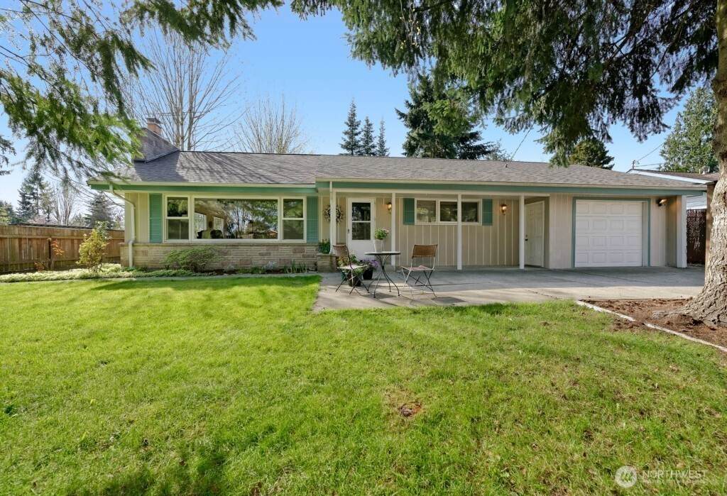 10221 132nd Avenue - Photo 1