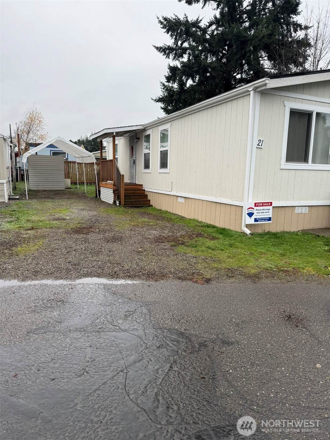 10302 Lakeview Avenue - Photo 1