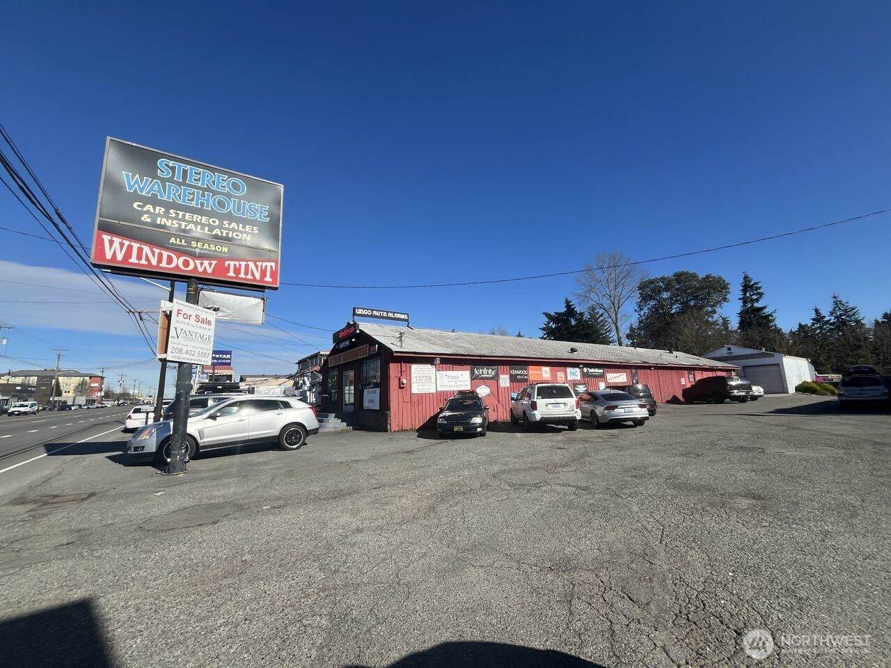 13828 Aurora Avenue - Photo 1