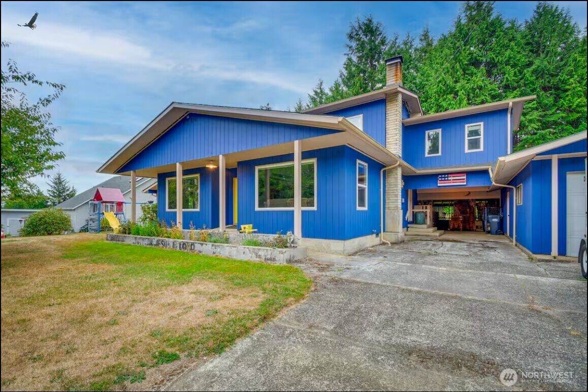 54 Pacific Lane - Photo 1