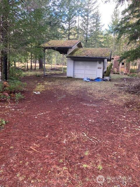 621 Rainbow Way - Photo 1