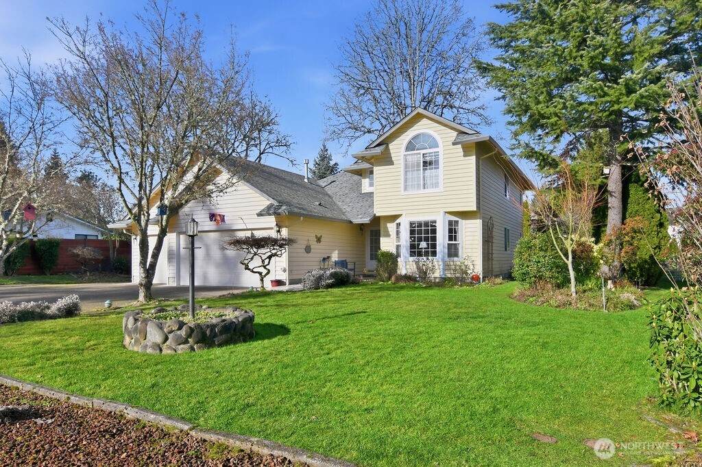 2718 143 Street - Photo 1