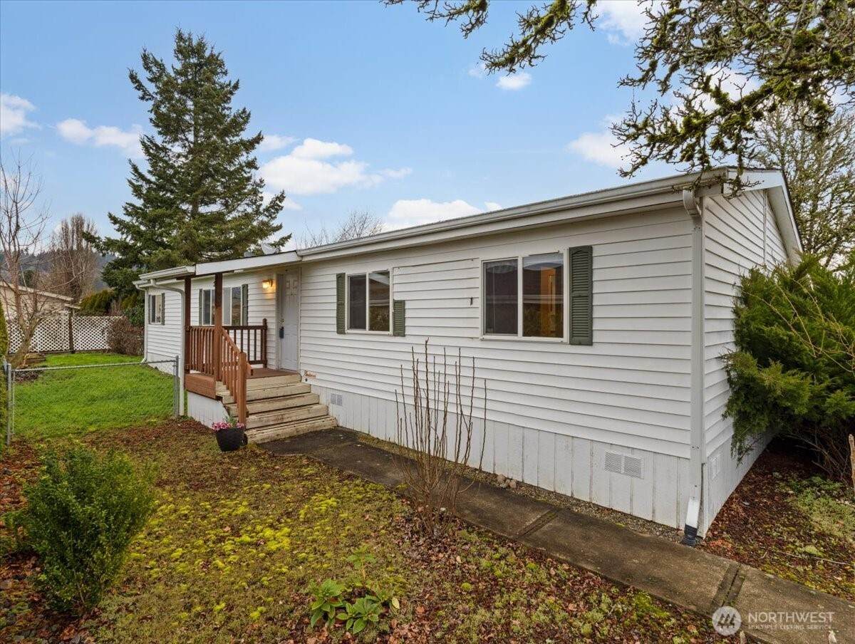 53 Heritage Boulevard - Photo 1