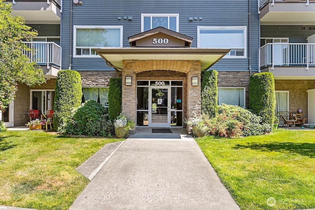 500 Darby Drive - Photo 1