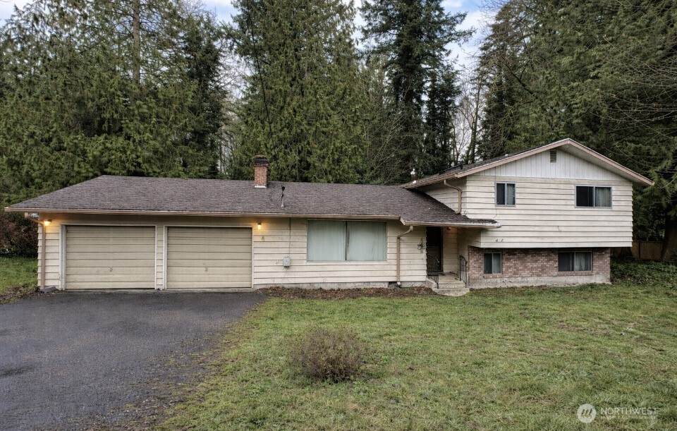 7401 86th Street - Photo 1