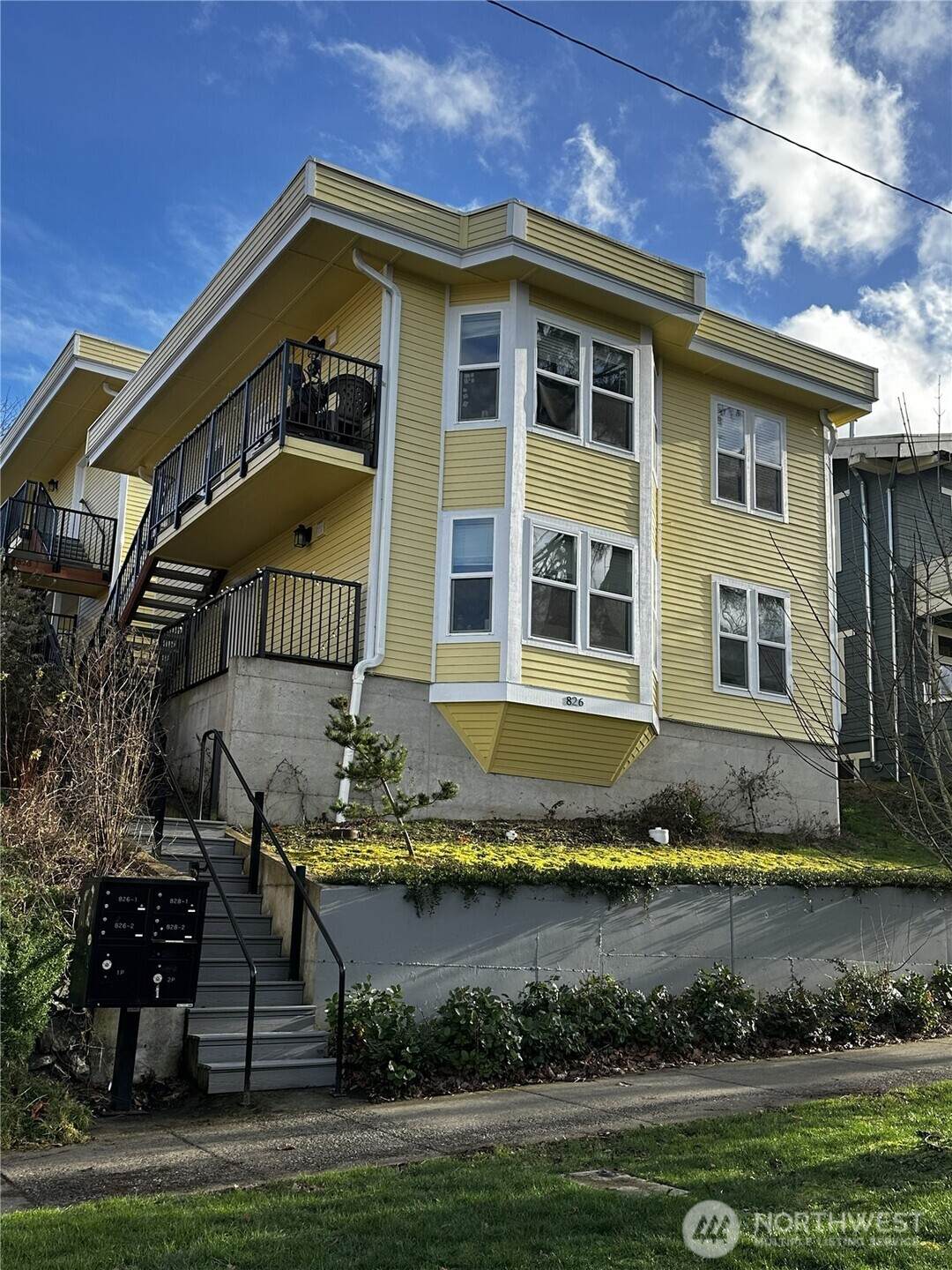 826 Garden Street - Photo 1