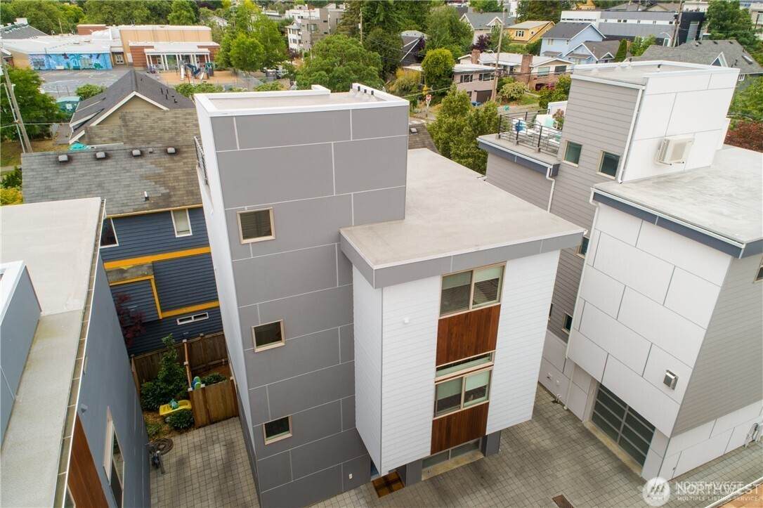 2441 62nd Street - Photo 1