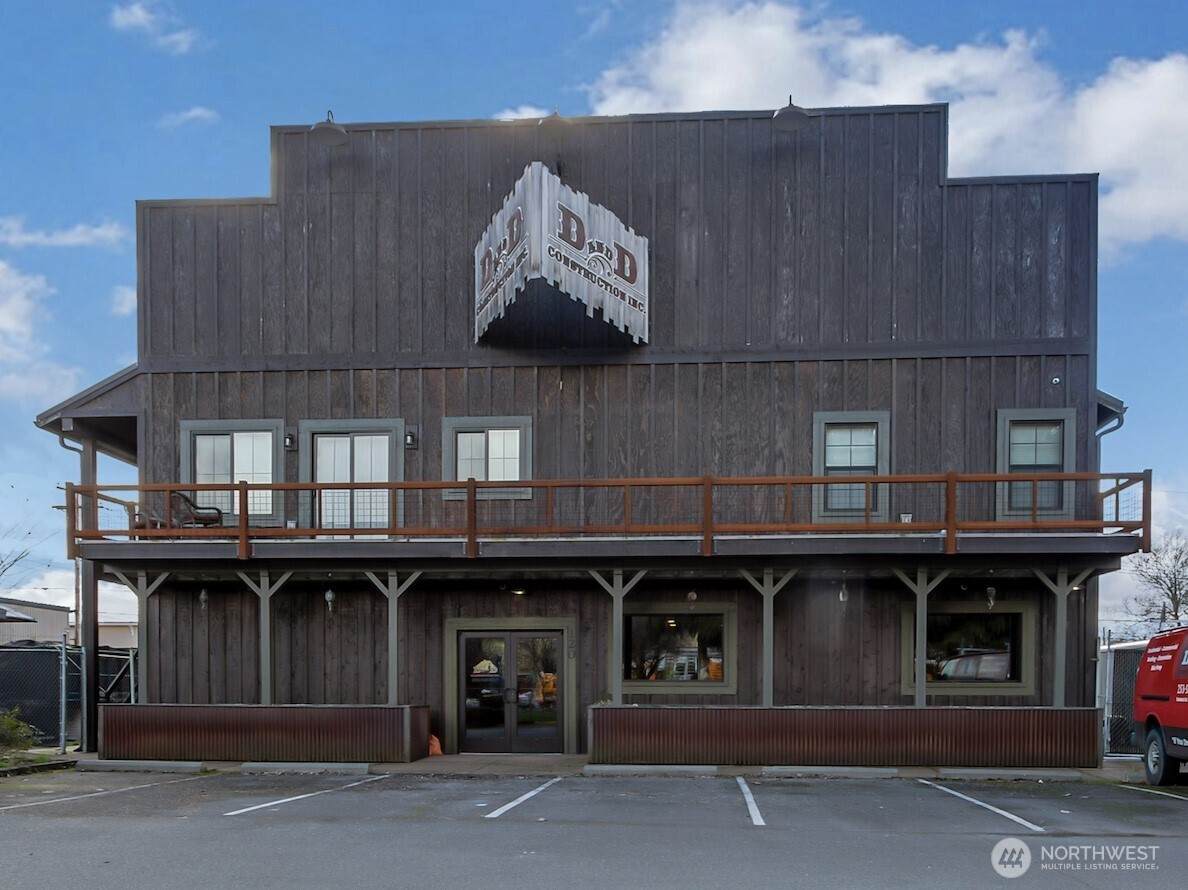 120 Corrin Avenue - Photo 1