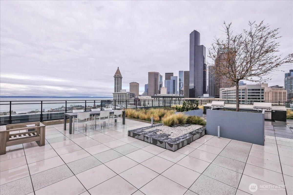 450 Main Street - Photo 1