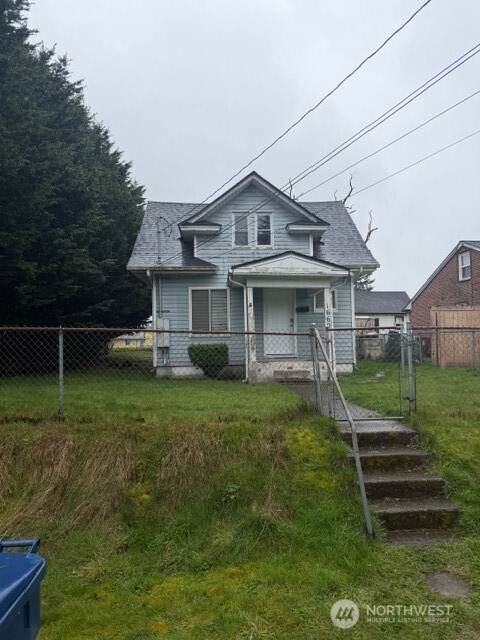 1660 42nd Street - Photo 1