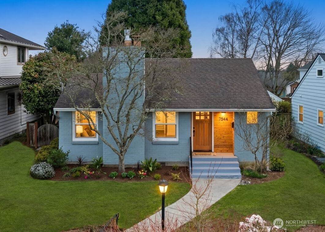 7544 31st Avenue - Photo 1