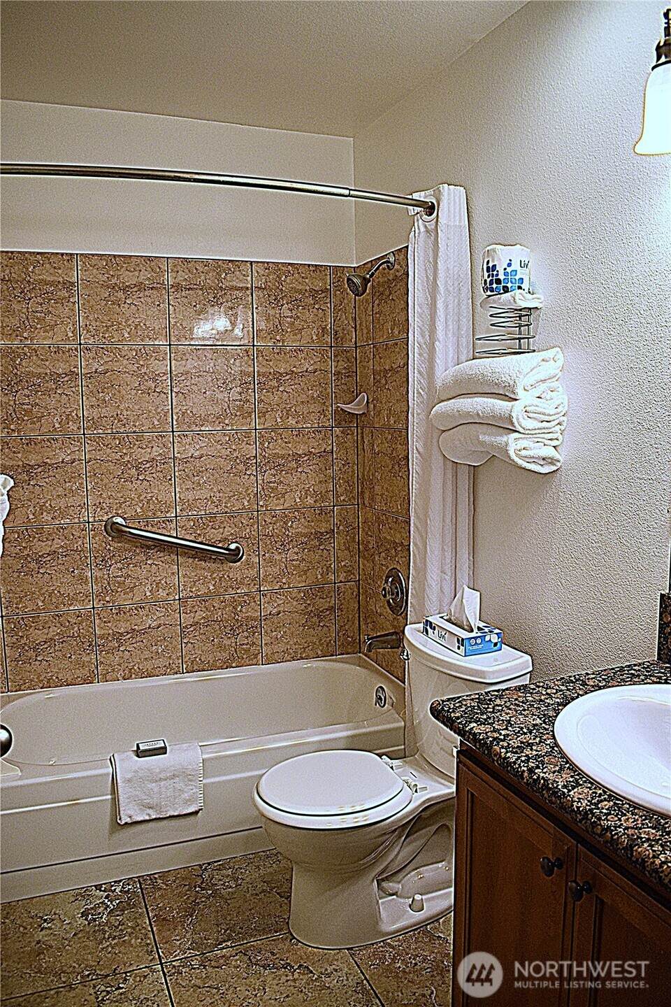 https://bt-photos.global.ssl.fastly.net/nwmls/1280_boomver_1_2493518-1.jpg
