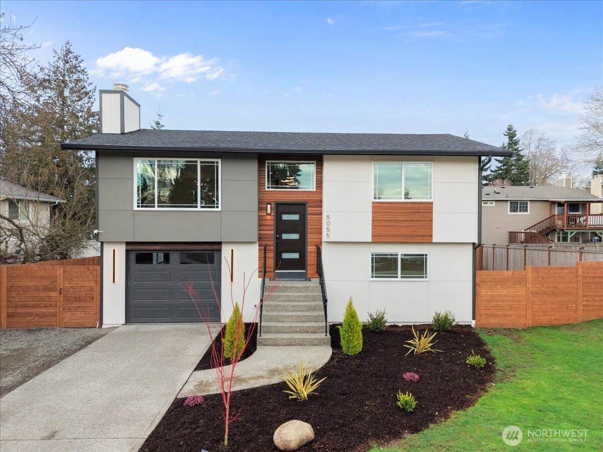 5055 33rd Court - Photo 1