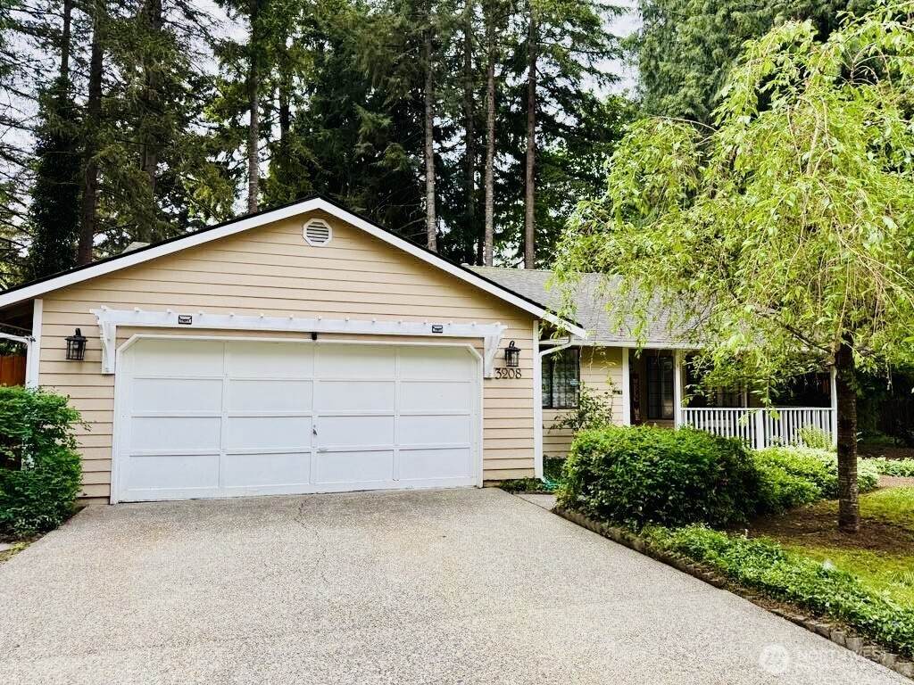3208 Duke Court - Photo 1