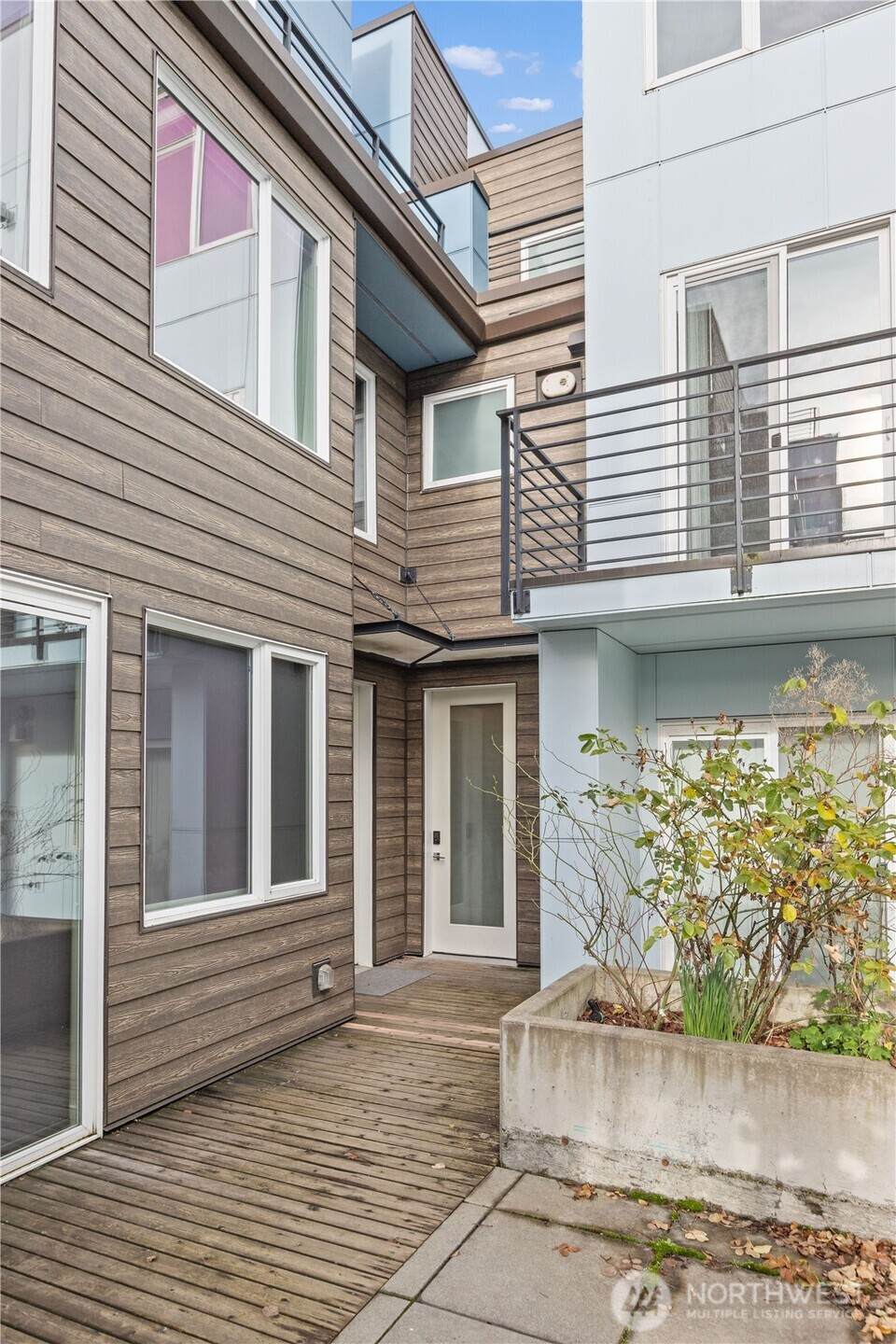 4329 Woodland Park Avenue - Photo 1