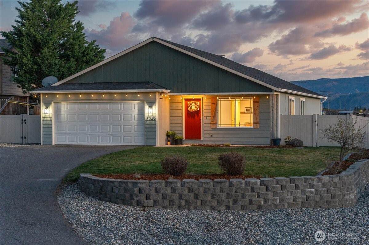 3949 Vista Del Rey Drive - Photo 1