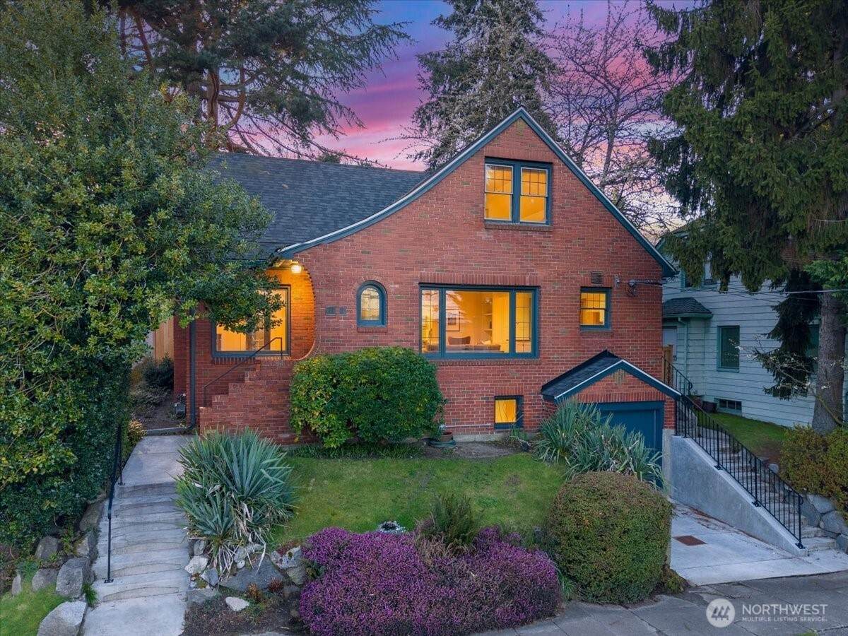 6517 Fremont Avenue - Photo 1