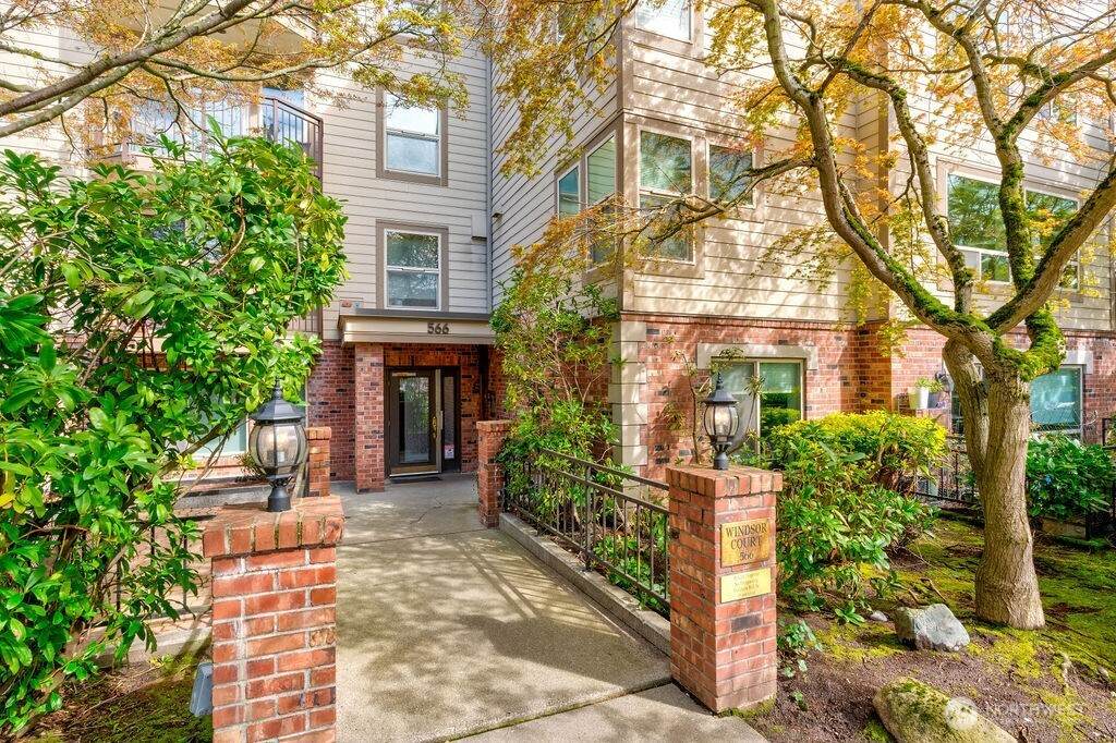 566 Prospect Street - Photo 1