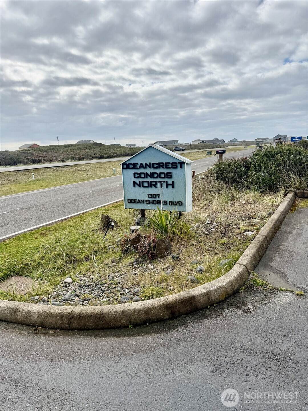 1307 Ocean Shores Blvd Boulevard - Photo 1