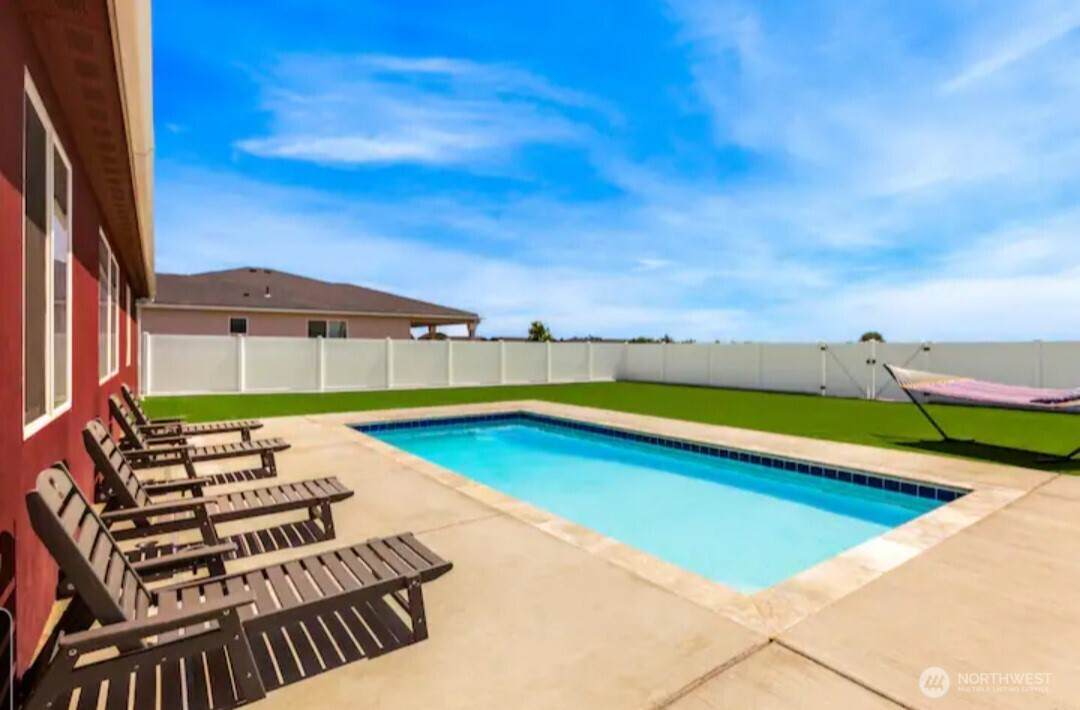 808 Q Street - Photo 1