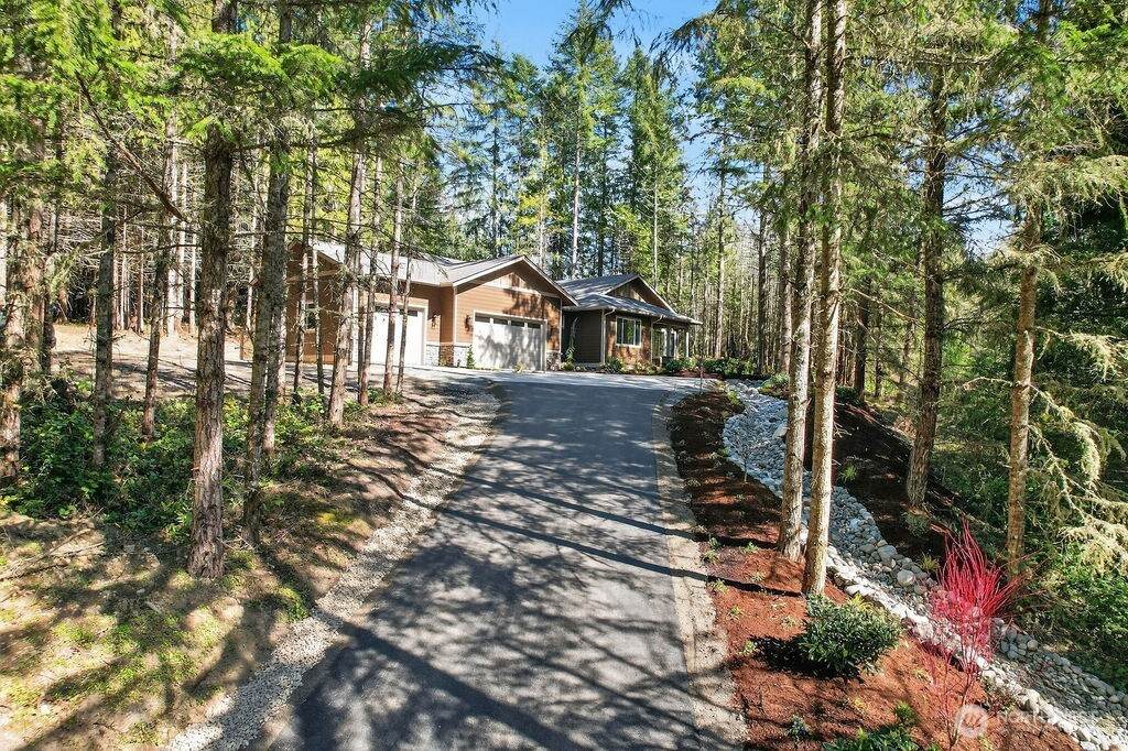 502 Lake Of The Hills Loop - Photo 1