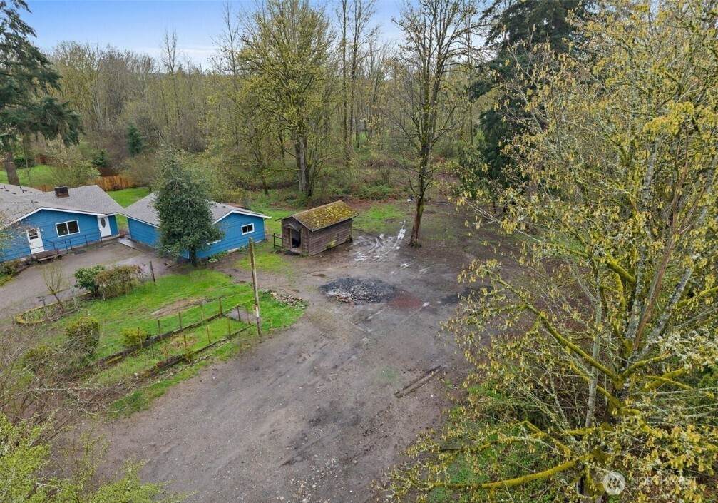 https://bt-photos.global.ssl.fastly.net/nwmls/orig_boomver_1_2505661-1.jpg