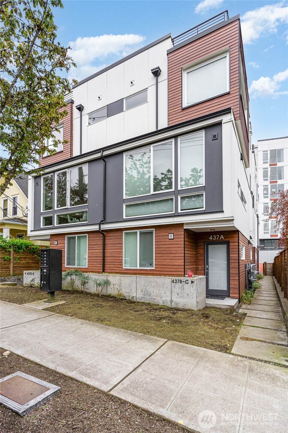 437 73rd Street - Photo 1