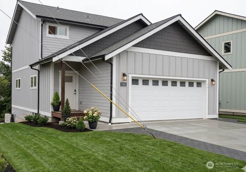 1560 28th Street - Photo 1