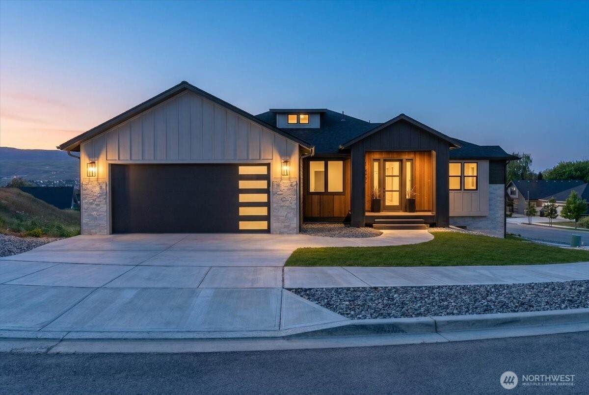 982 Spring Mountain Drive - Photo 1