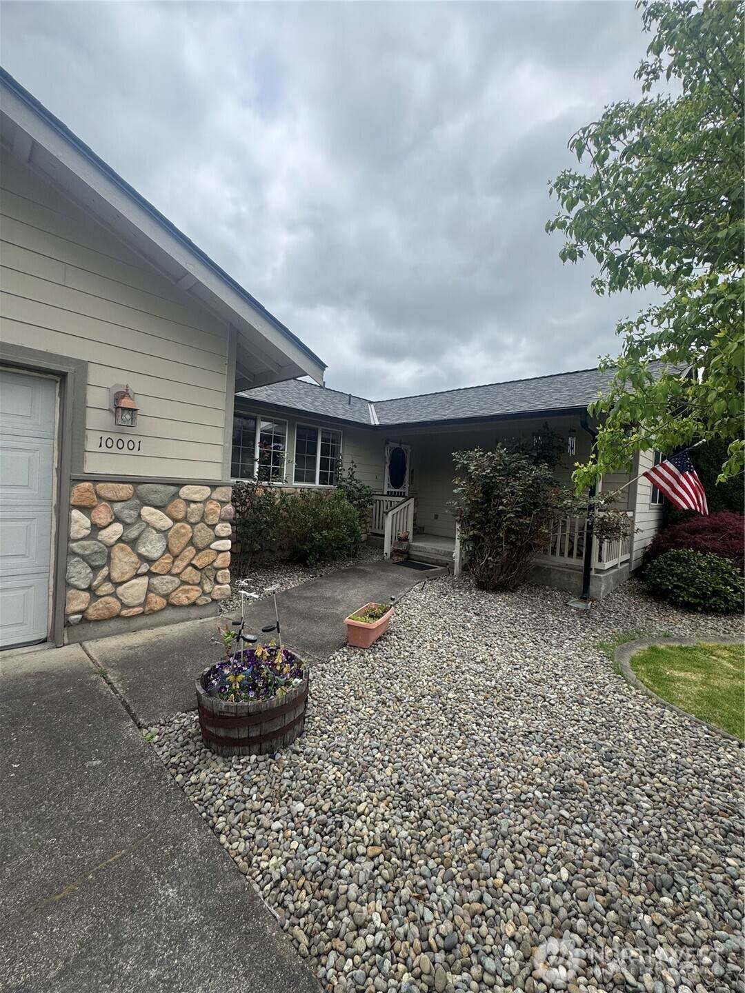 10001 Beth Court - Photo 1